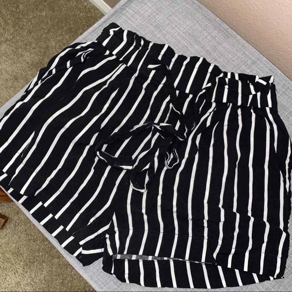 Cute loose shorts!